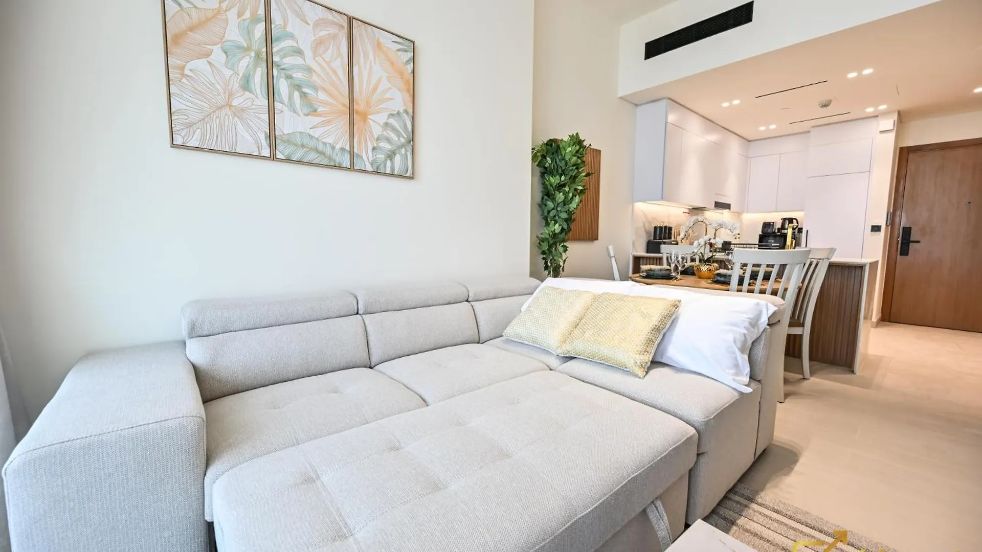 Marvelous 1Br In Binghati Amber By Deleguest Dubai