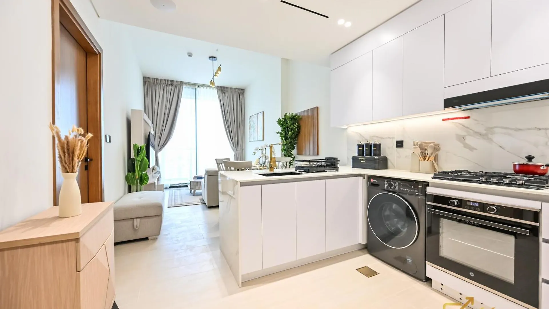 Apartment Marvelous 1Br In Binghati Amber By Deleguest Dubai